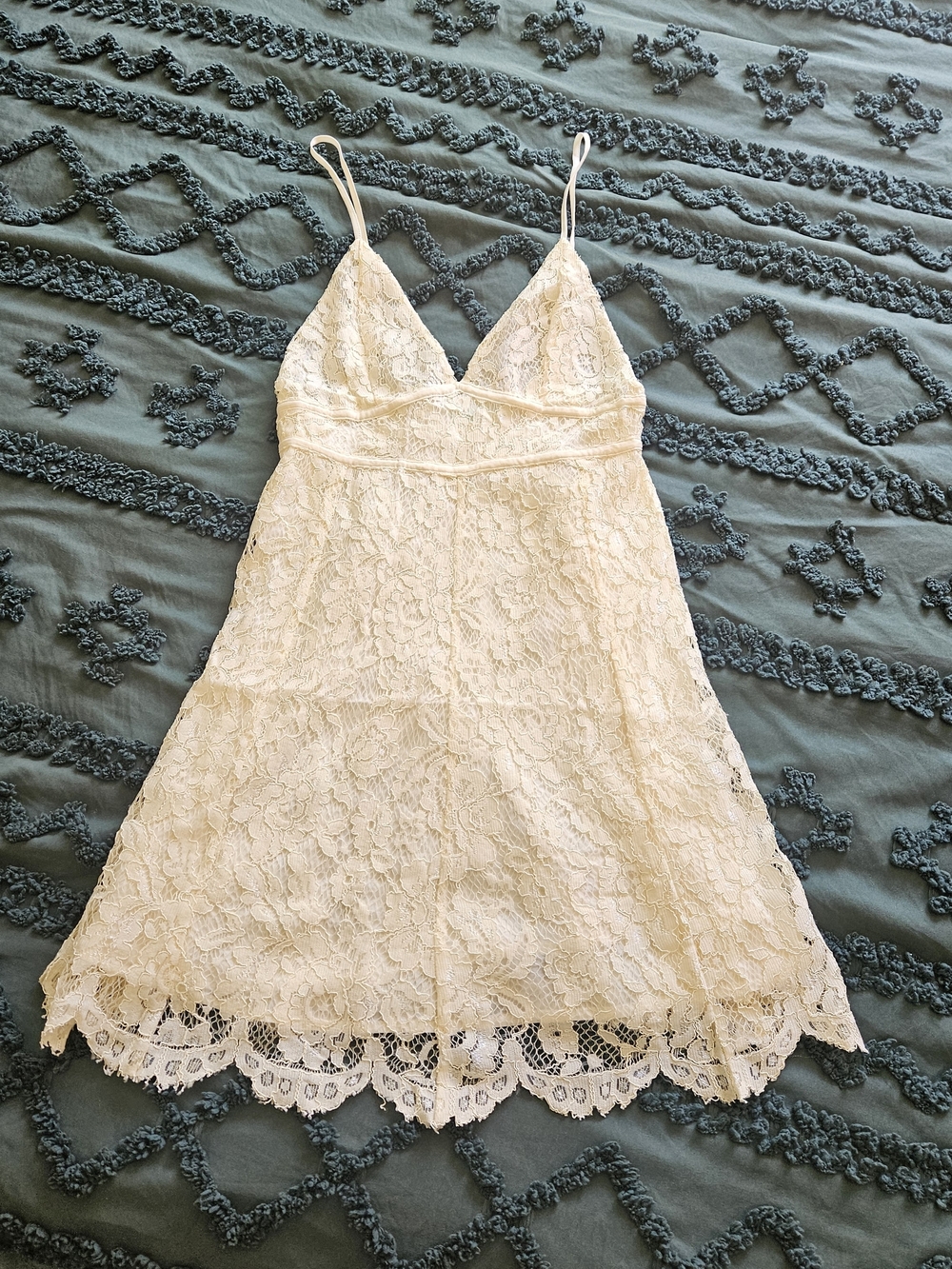 Kimchi Blue Cream Lace Slip Dress
